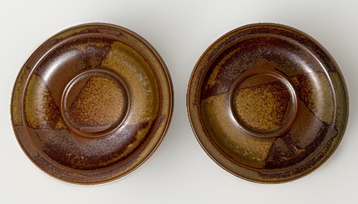 2 Iron Mountain Nancy Lamb Patterson Coffee Cups with Saucers Roan Stoneware - AntiquesEtcetera2 Iron Mountain Nancy Lamb Patterson Coffee Cups with Saucers Roan StonewareStone Mountain Roan Mountain StonewareAntiquesEtcetera