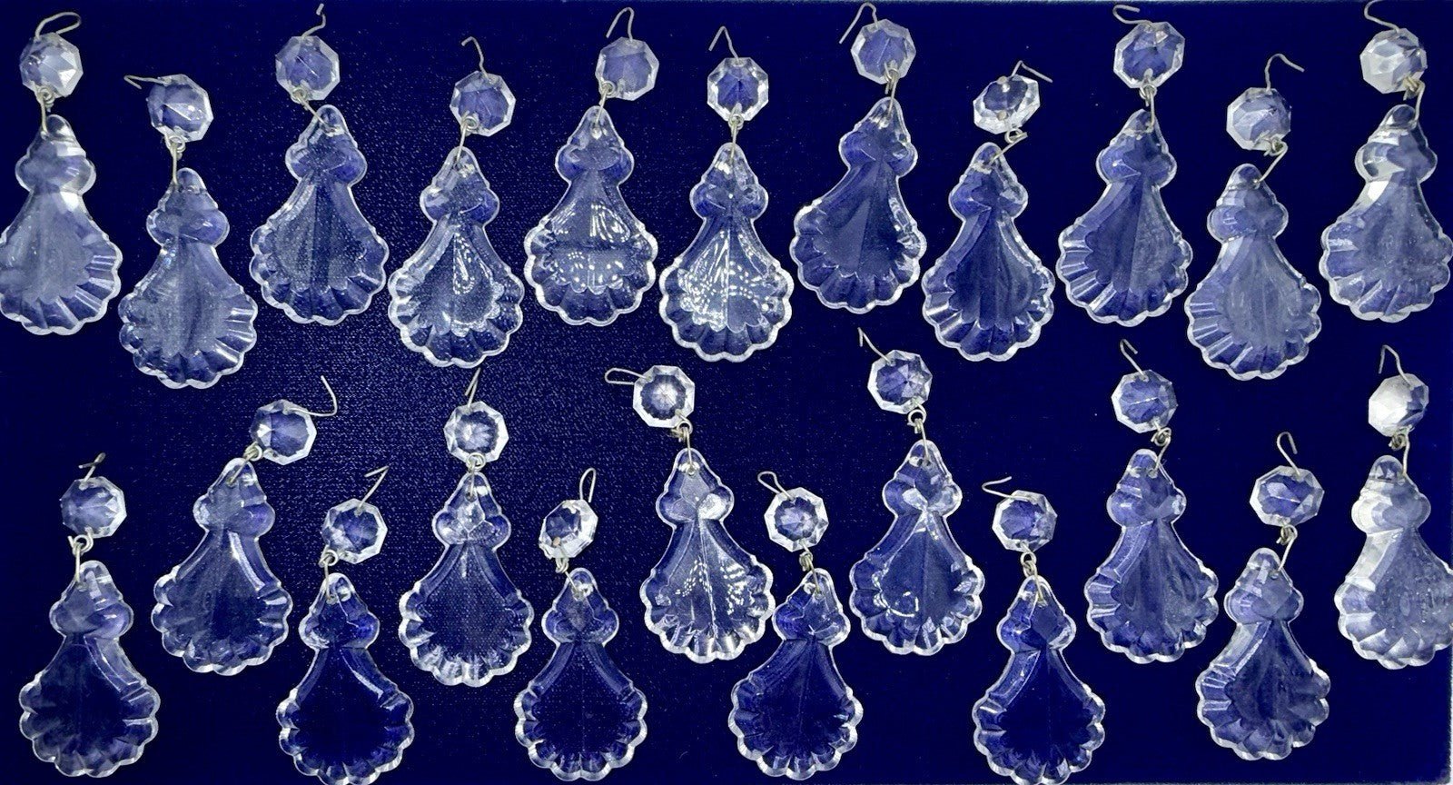 23 Crystals Pendalogue Prisms 2 3/4" Drop French Cut Beautiful Vintage Condition - AntiquesEtcetera23 Crystals Pendalogue Prisms 2 3/4" Drop French Cut Beautiful Vintage ConditionUnbrandedAntiquesEtcetera