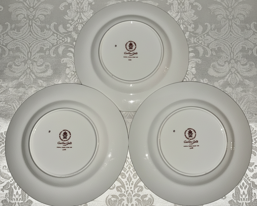 3 Royal Crown Derby Carlton Gold Salad Plates 8 1/2" Diameter Lovely Set - AntiquesEtcetera3 Royal Crown Derby Carlton Gold Salad Plates 8 1/2" Diameter Lovely SetElegant / Collectible DinnerwareAntiquesEtceteraAntiquesEtcetera