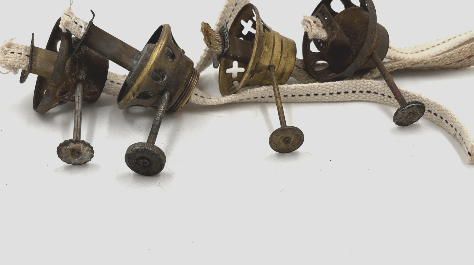 4 Lantern Burners Unmarked - All with Wicks and Working Thumbwheels - AntiquesEtcetera4 Lantern Burners Unmarked - All with Wicks and Working ThumbwheelsUnbrandedAntiquesEtcetera