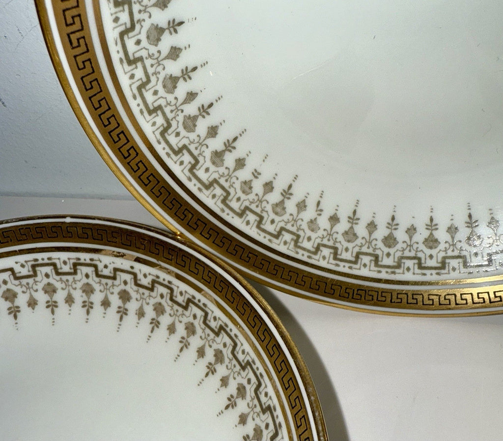 4 Royal Cauldon H8713 Porcelain Fruit Dessert Bowls 5.5" Higgins & Seiter NY - AntiquesEtcetera4 Royal Cauldon H8713 Porcelain Fruit Dessert Bowls 5.5" Higgins & Seiter NYElegant / Collectible DinnerwareAntiquesEtceteraAntiquesEtcetera