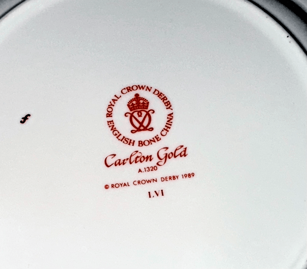 4 Royal Crown Derby Carlton Gold Salad Plates 8 1/2" Diameter Lovely Set - AntiquesEtcetera4 Royal Crown Derby Carlton Gold Salad Plates 8 1/2" Diameter Lovely SetElegant / Collectible DinnerwareAntiquesEtceteraAntiquesEtcetera