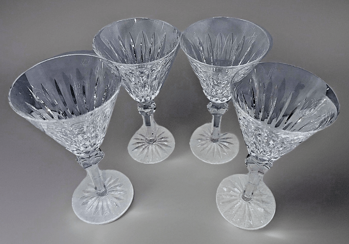 4 Shandon Waterford Cut Crystal Water Goblets 6 7/8" Hand Blown Set of Four - AntiquesEtcetera4 Shandon Waterford Cut Crystal Water Goblets 6 7/8" Hand Blown Set of FourElegant GlassAntiquesEtceteraAntiquesEtcetera