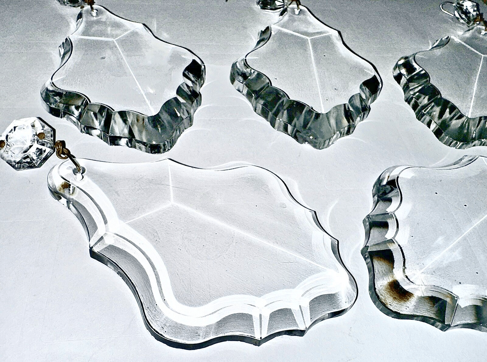 5 Large Vintage Clear Crystal Pendalogue Prisms 4 1/8" + Bead = 5 1/4" Drop - AntiquesEtcetera5 Large Vintage Clear Crystal Pendalogue Prisms 4 1/8" + Bead = 5 1/4" DropUnbrandedAntiquesEtcetera
