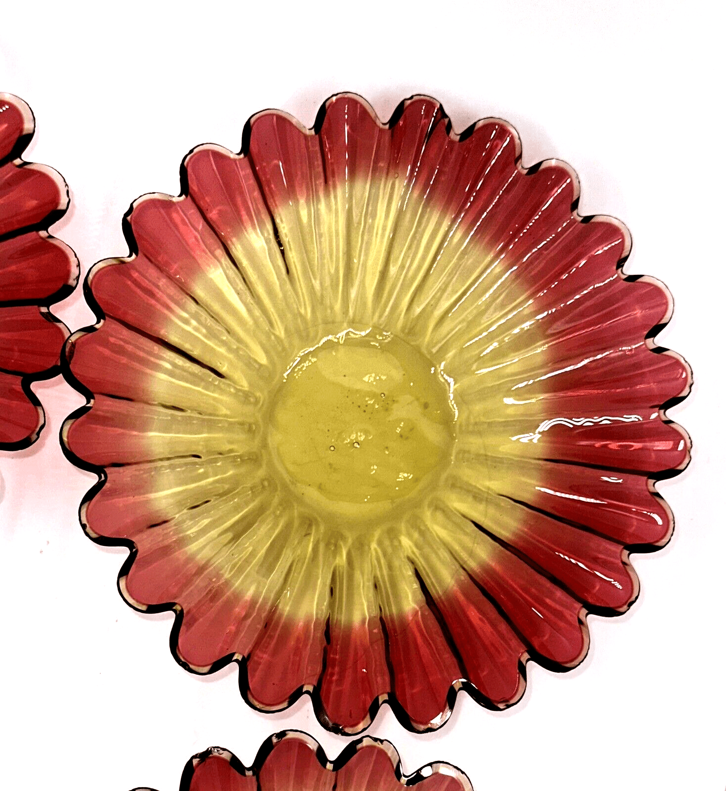 Accordion Rimmed Amberina Glass Fruit Bowls 6 5/8" x 1 1/2" Antique Set Of 4 - AntiquesEtceteraAccordion Rimmed Amberina Glass Fruit Bowls 6 5/8" x 1 1/2" Antique Set Of 4AntiquesEtceteraAntiquesEtcetera