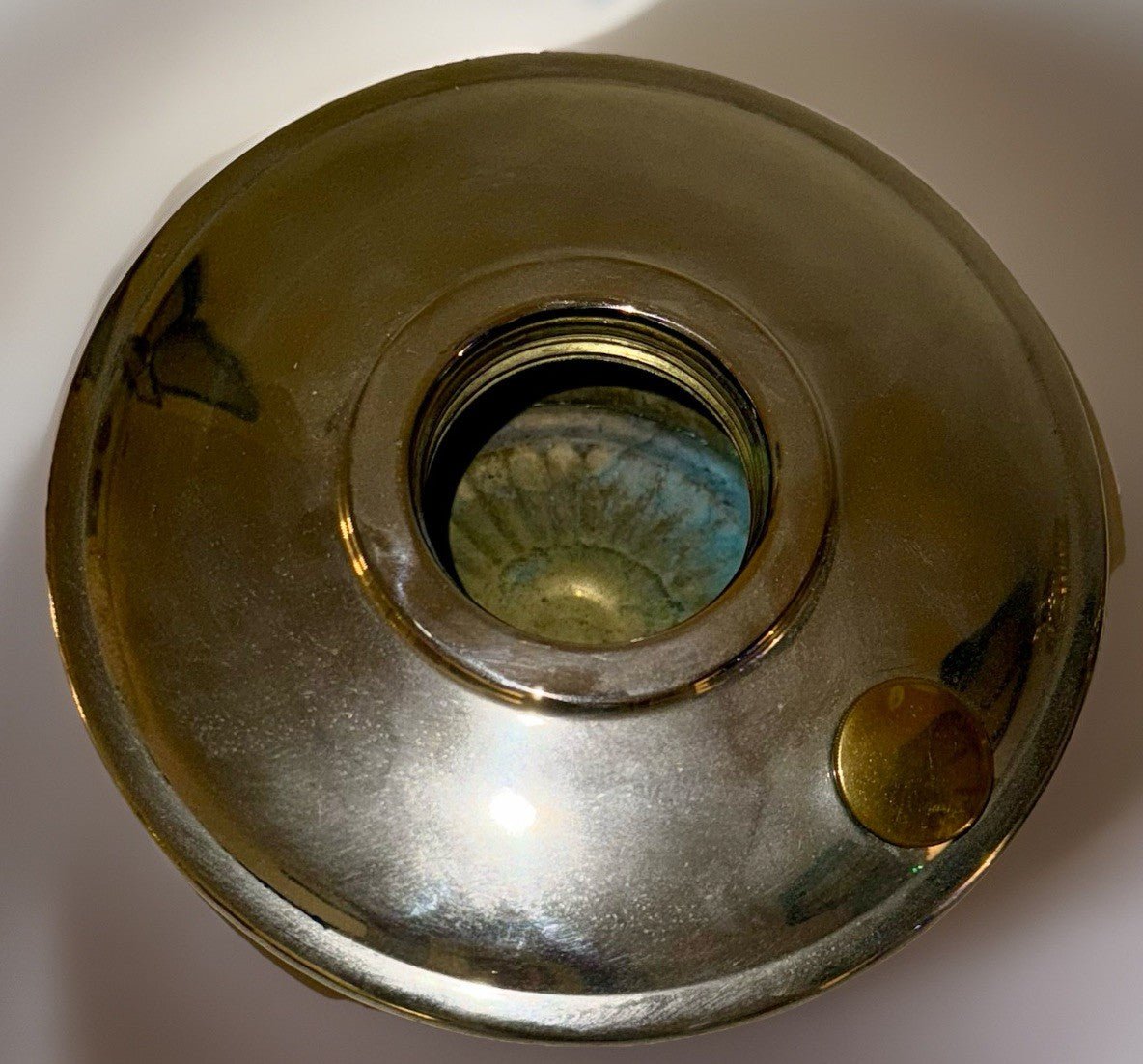 Aladdin Bracket / Hanging Lamp Font Nickel Plated Brass w/ Side Fill Cap - AntiquesEtceteraAladdin Bracket / Hanging Lamp Font Nickel Plated Brass w/ Side Fill CapAladdinAntiquesEtcetera