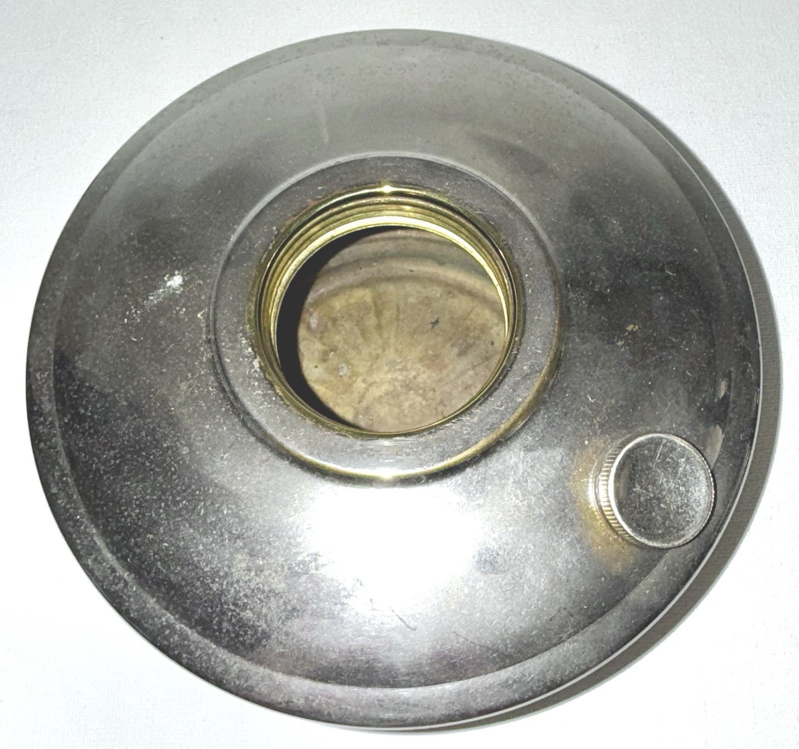 Aladdin Bracket / Hanging Lamp Font Nickel Plated w/ Side Fill Cap - AntiquesEtceteraAladdin Bracket / Hanging Lamp Font Nickel Plated w/ Side Fill CapAladdinAntiquesEtcetera