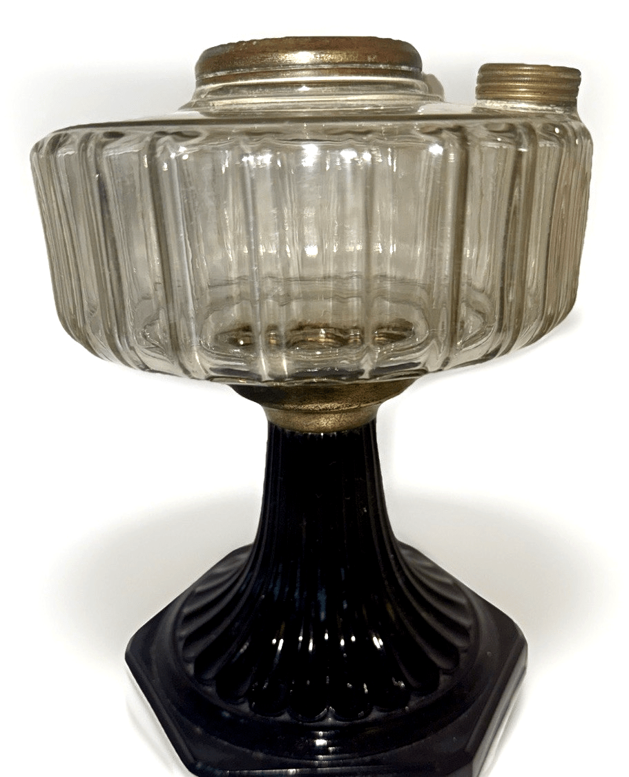Aladdin Corinthian Kerosene Oil Lamp B104 Clear over Black Beta Crystal Mfg 1936 - AntiquesEtceteraAladdin Corinthian Kerosene Oil Lamp B104 Clear over Black Beta Crystal Mfg 1936Antique LightingAntiquesEtceteraAntiquesEtcetera
