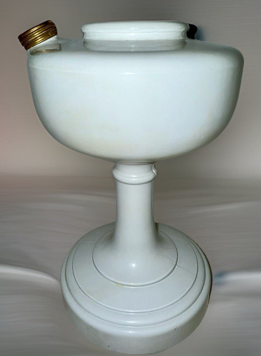 Aladdin Mod. B Simplicity Kerosene Stand Lamp 1948 - 53 White Painted Beta Crystal - AntiquesEtceteraAladdin Mod. B Simplicity Kerosene Stand Lamp 1948 - 53 White Painted Beta CrystalAntique LightingAntiquesEtceteraAntiquesEtcetera