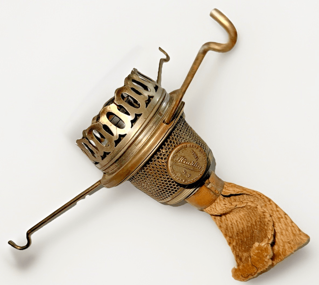 Aladdin Model 9 Lamp Burner, Shade Holder, Gallery, Wick, Raiser, Flame Spreader - AntiquesEtceteraAladdin Model 9 Lamp Burner, Shade Holder, Gallery, Wick, Raiser, Flame SpreaderAladdinAntiquesEtcetera