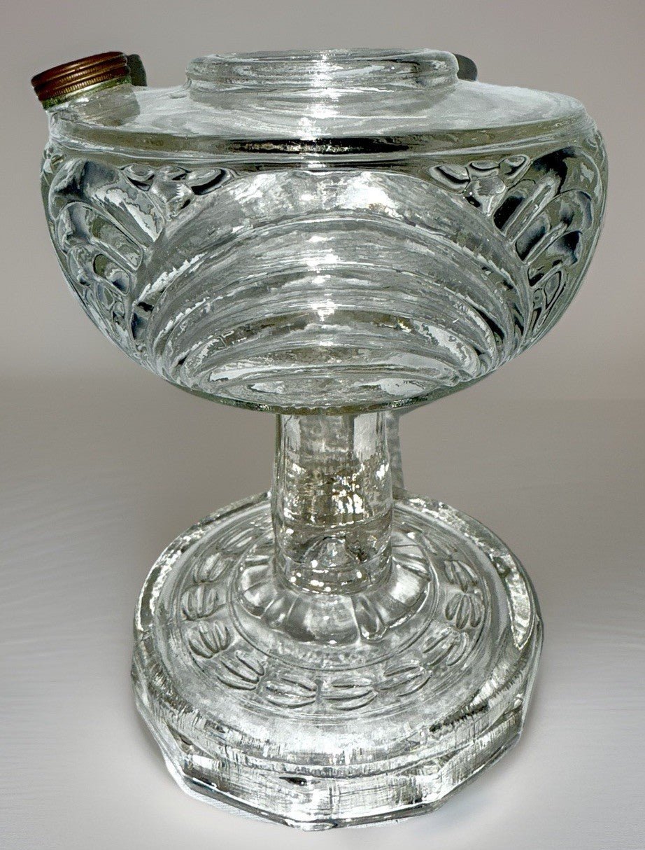 Aladdin Short Washington Drape Kerosene Lamp Clear Beta Crystal B39 Round Base - AntiquesEtceteraAladdin Short Washington Drape Kerosene Lamp Clear Beta Crystal B39 Round BaseAladdinAntiquesEtcetera