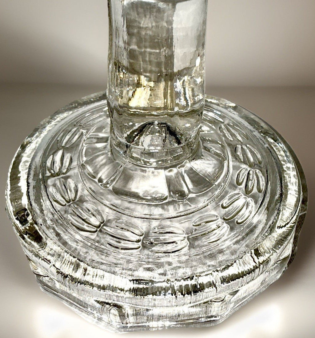 Aladdin Short Washington Drape Kerosene Lamp Clear Beta Crystal B39 Round Base - AntiquesEtceteraAladdin Short Washington Drape Kerosene Lamp Clear Beta Crystal B39 Round BaseAladdinAntiquesEtcetera