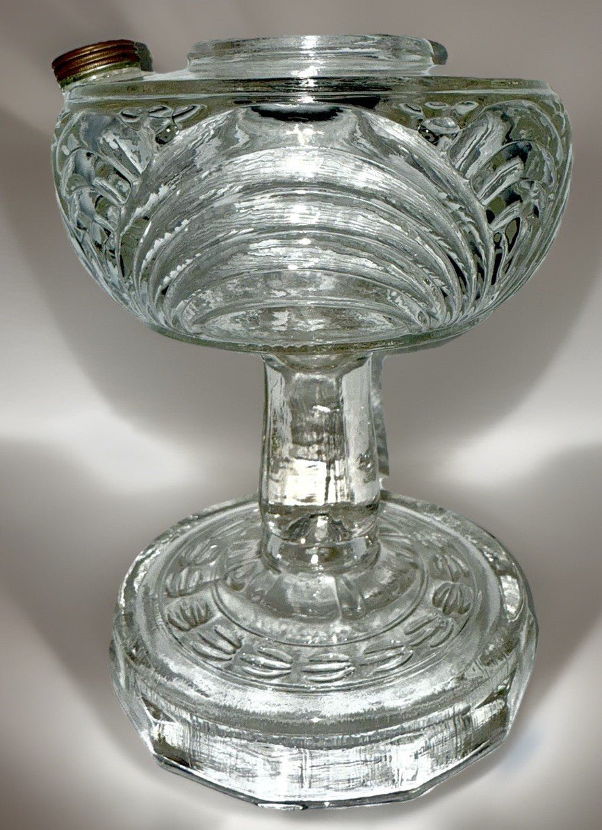 Aladdin Short Washington Drape Kerosene Lamp Clear Beta Crystal B39 Round Base - AntiquesEtceteraAladdin Short Washington Drape Kerosene Lamp Clear Beta Crystal B39 Round BaseAladdinAntiquesEtcetera