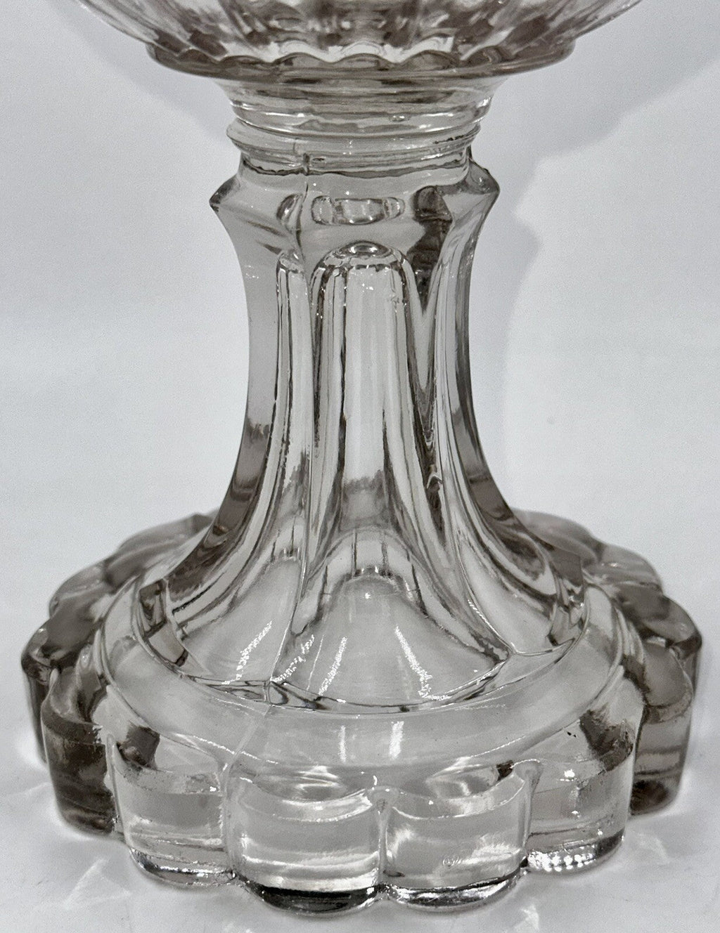 Antique Atterbury CHIEFTAIN Kerosene Oil Stand Lamp w/ Lace Base THURO 1 - 122,123 - AntiquesEtceteraAntique Atterbury CHIEFTAIN Kerosene Oil Stand Lamp w/ Lace Base THURO 1 - 122,123Antique LightingAntiquesEtceteraAntiquesEtcetera