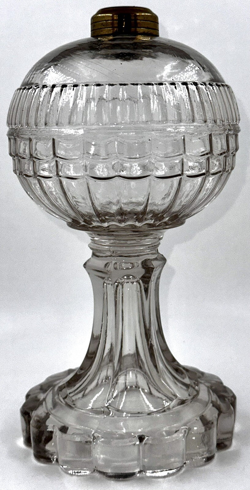 Antique Atterbury CHIEFTAIN Kerosene Oil Stand Lamp w/ Lace Base THURO 1 - 122,123 - AntiquesEtceteraAntique Atterbury CHIEFTAIN Kerosene Oil Stand Lamp w/ Lace Base THURO 1 - 122,123Antique LightingAntiquesEtceteraAntiquesEtcetera