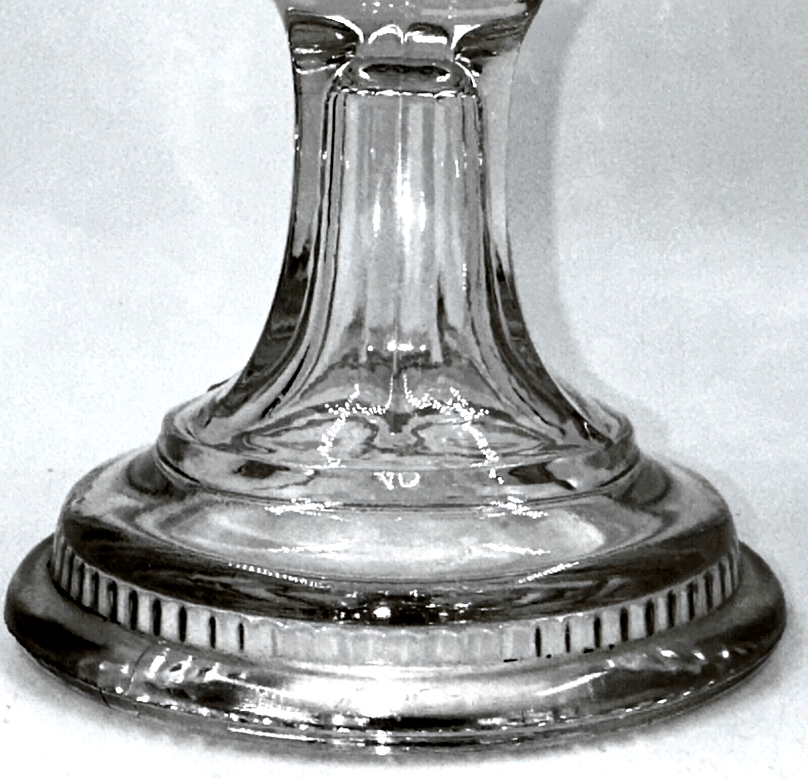 Antique ATTERBURY FILLEY Kerosene Oil Glass Stand Lamp with Ribbed Font and Base - AntiquesEtceteraAntique ATTERBURY FILLEY Kerosene Oil Glass Stand Lamp with Ribbed Font and BaseAntiqueAntiquesEtcetera