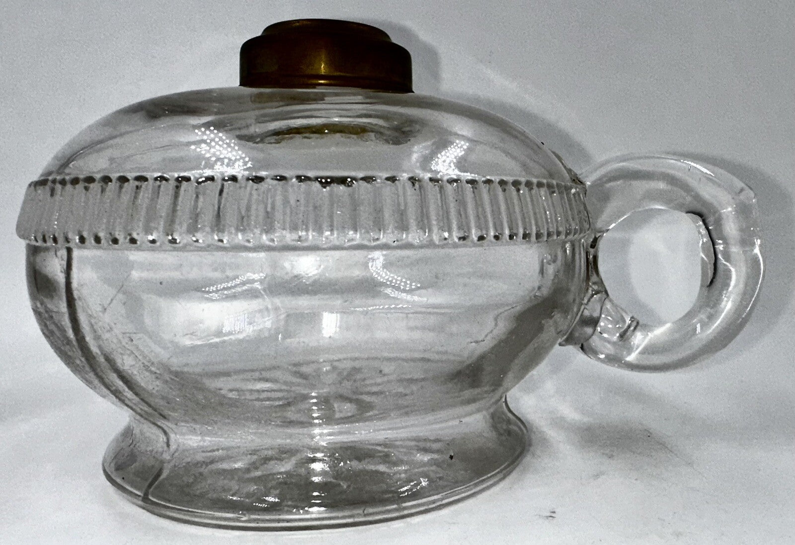 Antique Atterbury FILLEY Pat. 1868 Kerosene or Oil Flat Hand Lamp THURO 1, 128 - b - AntiquesEtceteraAntique Atterbury FILLEY Pat. 1868 Kerosene or Oil Flat Hand Lamp THURO 1, 128 - bAntiqueAntiquesEtcetera