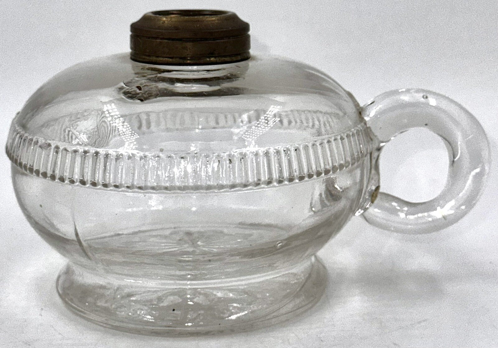 Antique Atterbury FILLEY Pat. 1868 Oil or Kerosene Flat Hand Lamp THURO 1, 128 - b - AntiquesEtceteraAntique Atterbury FILLEY Pat. 1868 Oil or Kerosene Flat Hand Lamp THURO 1, 128 - bAntiqueAntiquesEtcetera