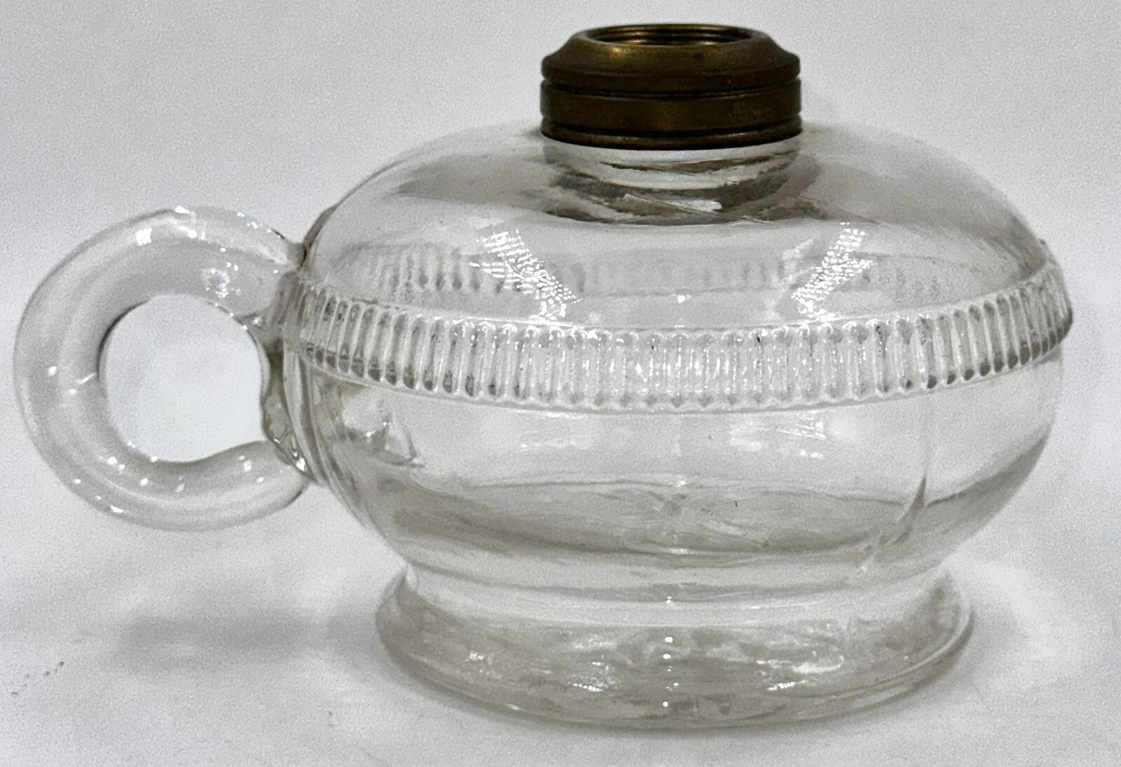 Antique Atterbury FILLEY Pat. 1868 Oil or Kerosene Flat Hand Lamp THURO 1, 128 - b - AntiquesEtceteraAntique Atterbury FILLEY Pat. 1868 Oil or Kerosene Flat Hand Lamp THURO 1, 128 - bAntiqueAntiquesEtcetera