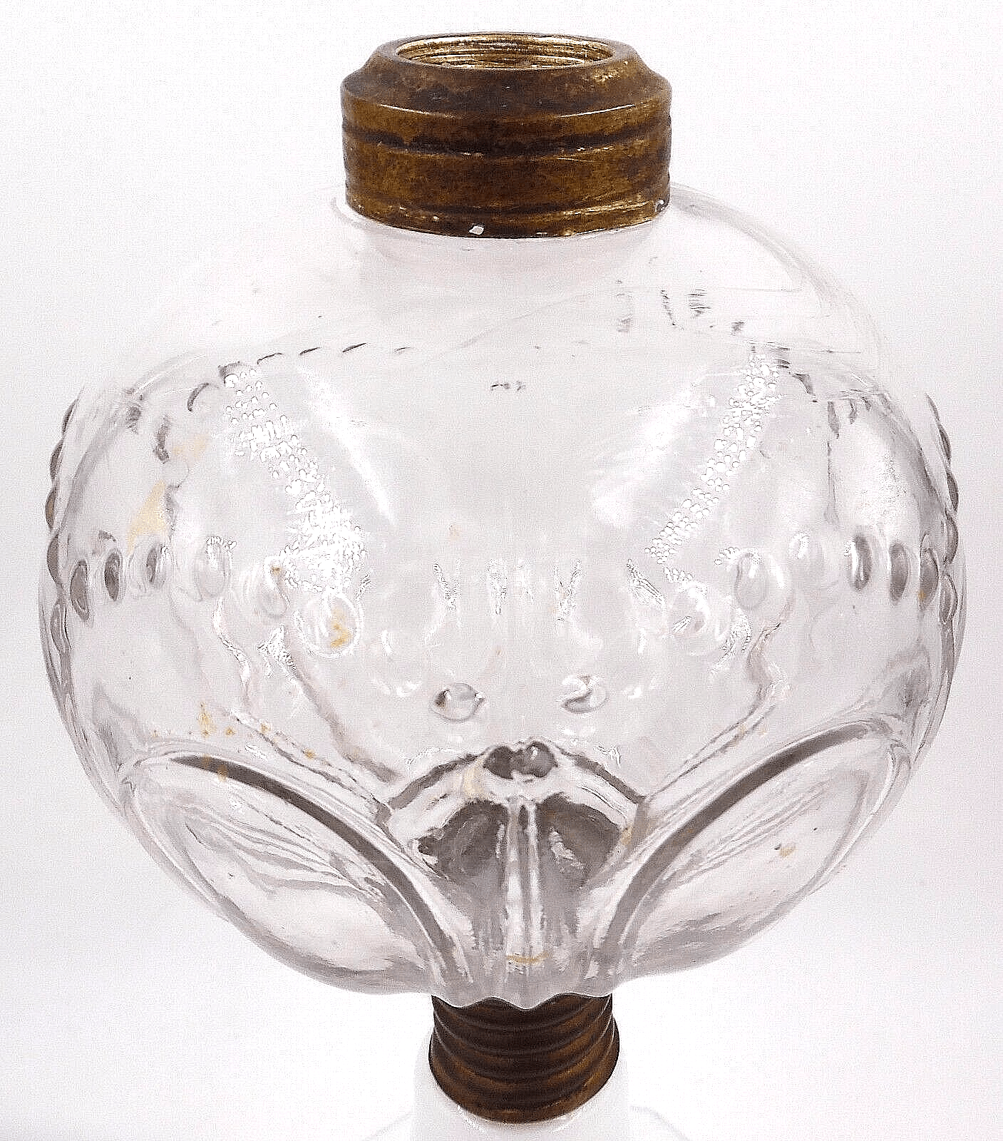 Antique Atterbury Kerosene Lamp with Shelley Font, White Base THURO 1 pg 143 - AntiquesEtceteraAntique Atterbury Kerosene Lamp with Shelley Font, White Base THURO 1 pg 143Antique LightingAntiquesEtceteraAntiquesEtcetera