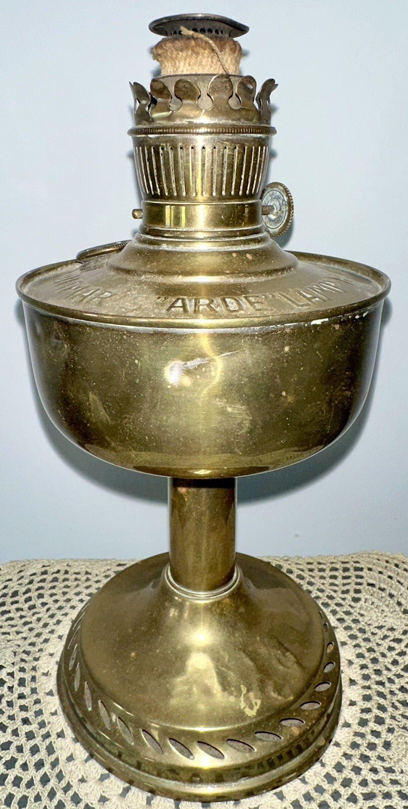 Antique Brass Ditmar's "ARDE" Lamp No. 786 Kerosene Oil w/ Burner, Wick Austrian - AntiquesEtceteraAntique Brass Ditmar's "ARDE" Lamp No. 786 Kerosene Oil w/ Burner, Wick AustrianDitmarAntiquesEtcetera