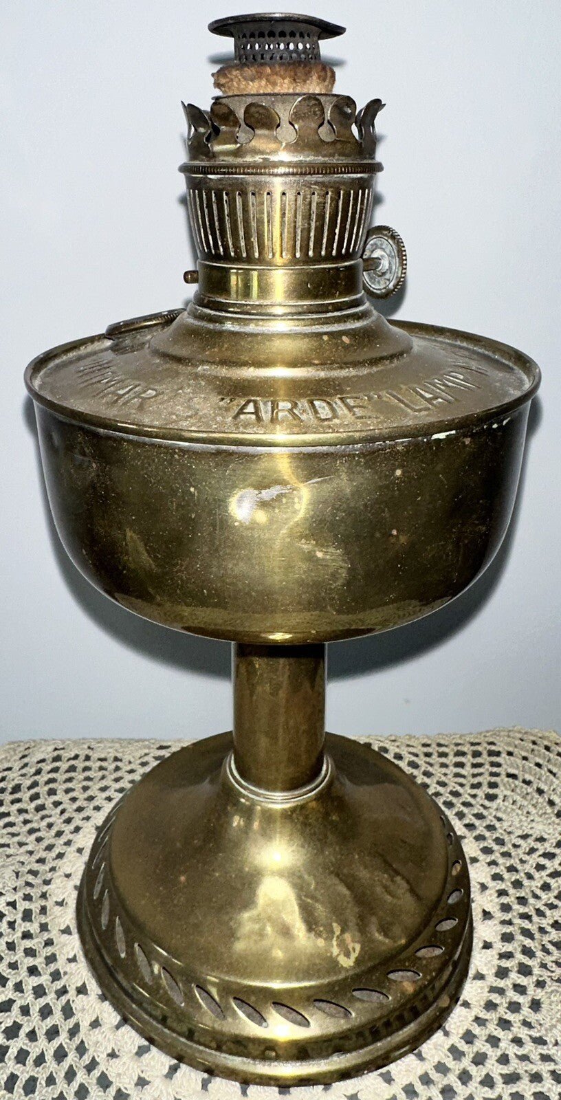Antique Brass Ditmar's "ARDE" Lamp No. 786 Kerosene Oil w/ Burner, Wick Austrian - AntiquesEtceteraAntique Brass Ditmar's "ARDE" Lamp No. 786 Kerosene Oil w/ Burner, Wick AustrianDitmarAntiquesEtcetera