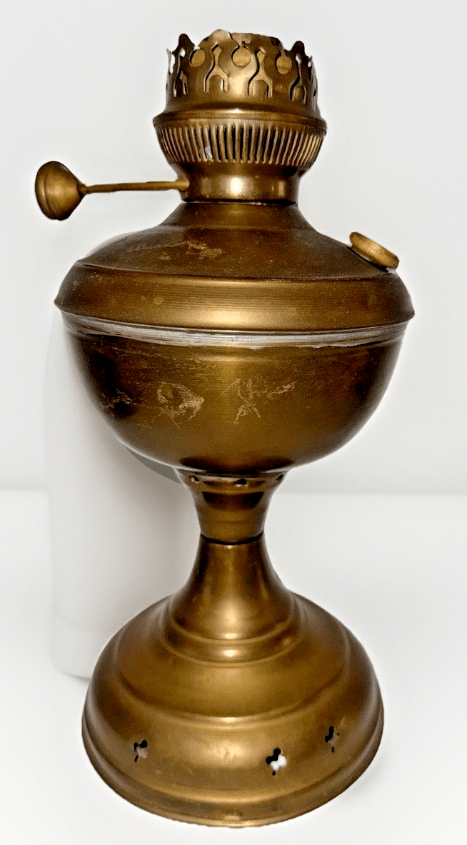 Antique Brass Kerosene Oil Lamp with Burner Eagle Insignia Muller or Friedrich - AntiquesEtceteraAntique Brass Kerosene Oil Lamp with Burner Eagle Insignia Muller or FriedrichAntique LightingAntiquesEtceteraAntiquesEtcetera
