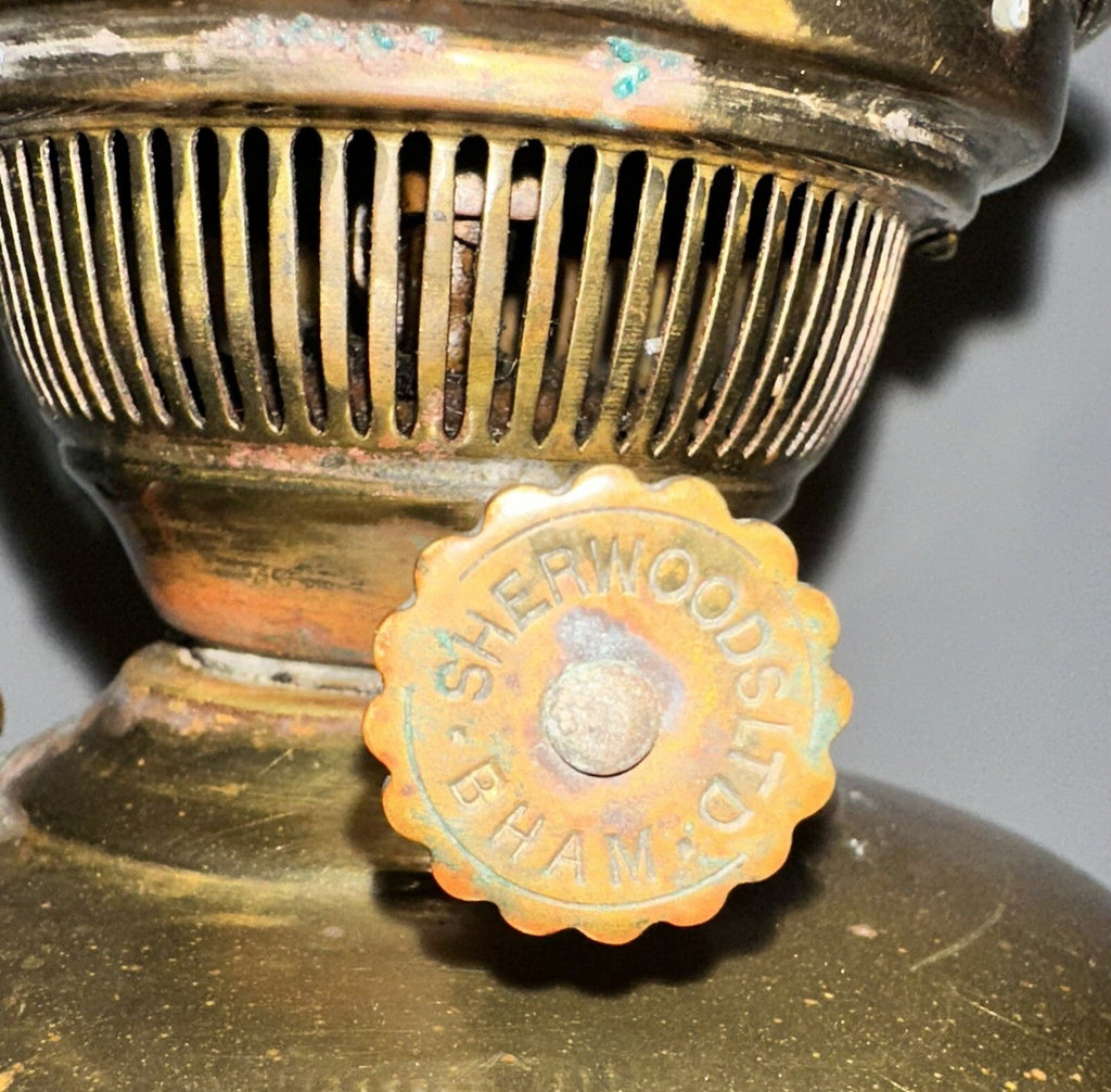 Antique Brass Kerosene Oil THE SYNTAX LAMP w/ Logo Sherwoods Birmingham England - AntiquesEtceteraAntique Brass Kerosene Oil THE SYNTAX LAMP w/ Logo Sherwoods Birmingham EnglandSherwoodAntiquesEtcetera
