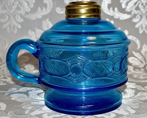 Antique CHAIN WITH STAR Kerosene Oil Flat Hand Lamp Blue Glass 1870 Thuro 1 198c - AntiquesEtceteraAntique CHAIN WITH STAR Kerosene Oil Flat Hand Lamp Blue Glass 1870 Thuro 1 198cBryce Bros.AntiquesEtcetera