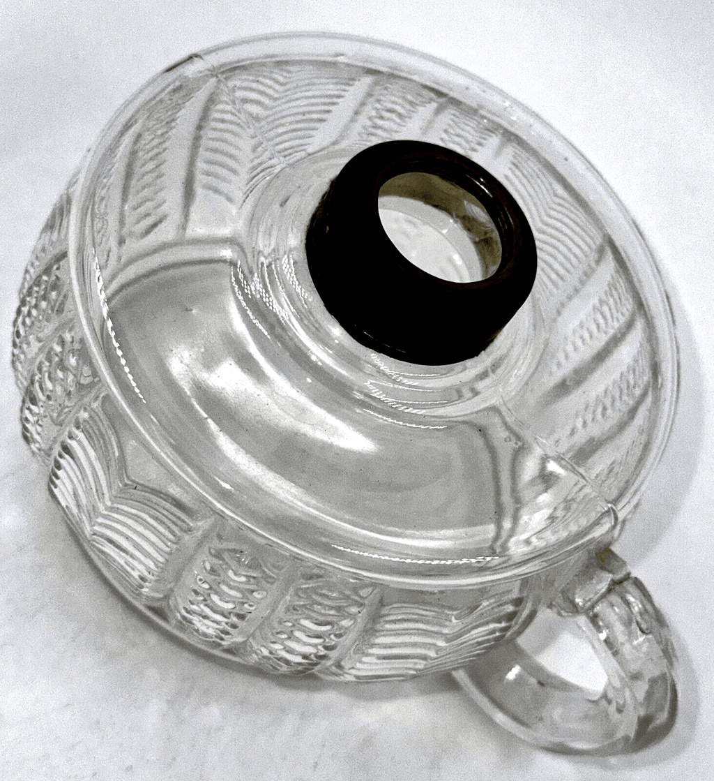 Antique CLAUDIA Oil Kerosene Flat Hand Lamp / Unusual Finger Handle Application - AntiquesEtceteraAntique CLAUDIA Oil Kerosene Flat Hand Lamp / Unusual Finger Handle ApplicationAntiqueAntiquesEtcetera