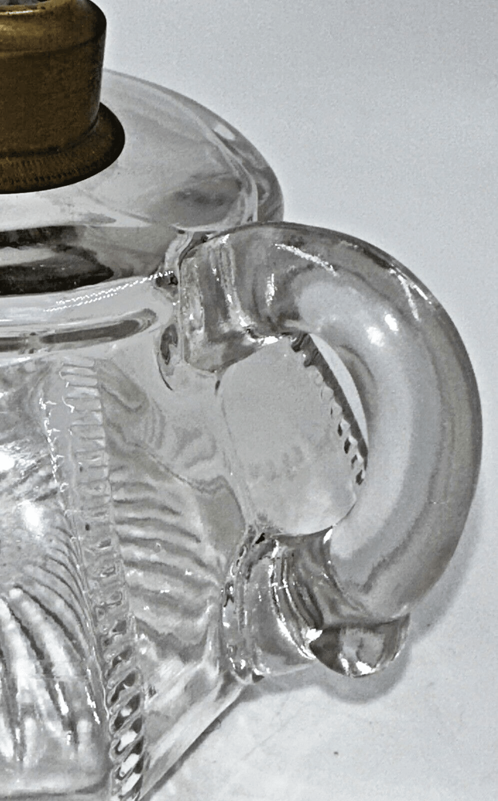 Antique Dalzell's Frosted CROWN Kerosene or Oil Flat Hand Lamp THURO 1, 252e - AntiquesEtceteraAntique Dalzell's Frosted CROWN Kerosene or Oil Flat Hand Lamp THURO 1, 252eAntiqueAntiquesEtcetera