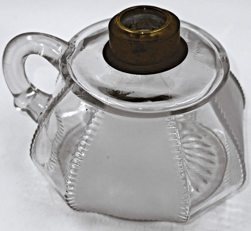 Antique Dalzell's Frosted CROWN Kerosene or Oil Flat Hand Lamp THURO 1, 252e - AntiquesEtceteraAntique Dalzell's Frosted CROWN Kerosene or Oil Flat Hand Lamp THURO 1, 252eAntiqueAntiquesEtcetera