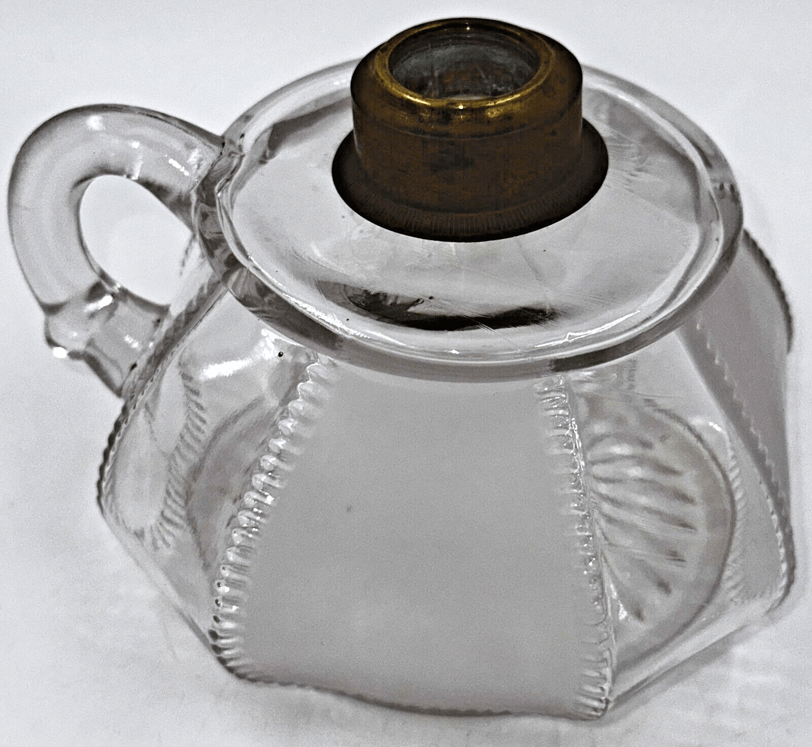 Antique Dalzell's Frosted CROWN Kerosene or Oil Flat Hand Lamp THURO 1, 252e - AntiquesEtceteraAntique Dalzell's Frosted CROWN Kerosene or Oil Flat Hand Lamp THURO 1, 252eAntiqueAntiquesEtcetera
