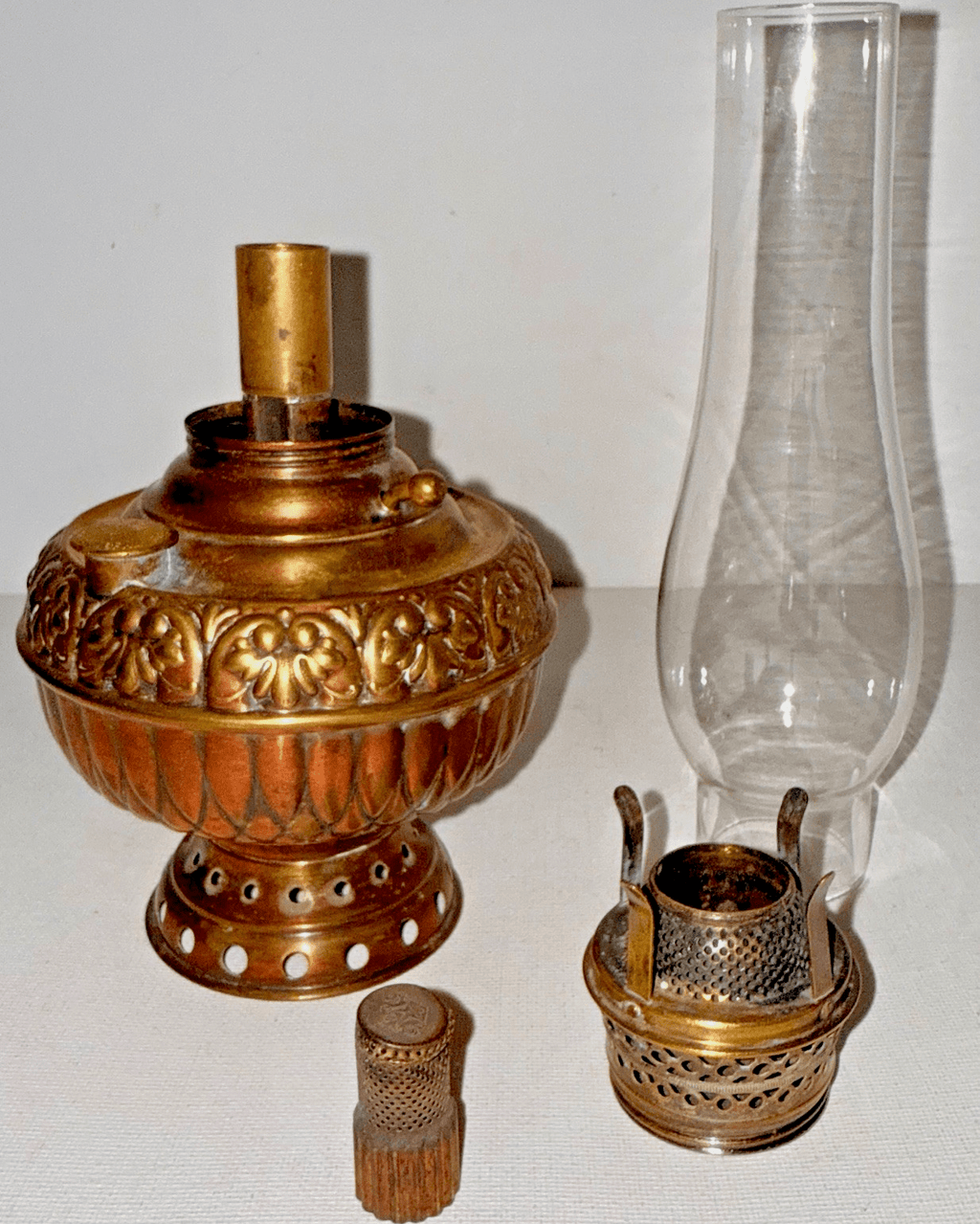 Antique E. Miller THE TINY JUNO Brass Center Draft Kerosene Lamp Hanging Bracket - AntiquesEtceteraAntique E. Miller THE TINY JUNO Brass Center Draft Kerosene Lamp Hanging BracketMillerAntiquesEtcetera