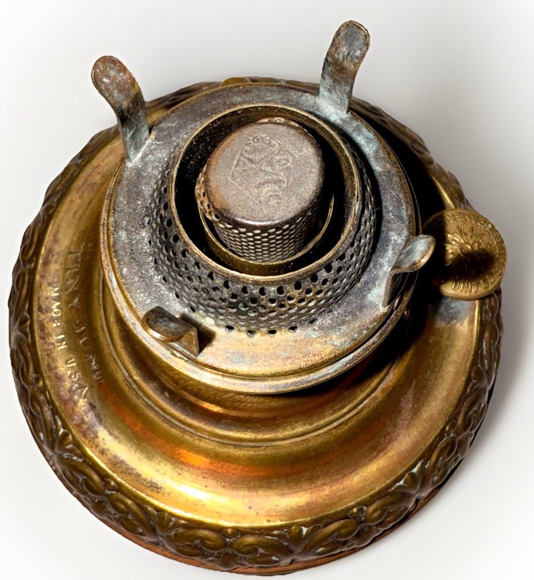 Antique E. Miller THE TINY JUNO Brass Center Draft Kerosene Lamp Hanging Bracket - AntiquesEtceteraAntique E. Miller THE TINY JUNO Brass Center Draft Kerosene Lamp Hanging BracketMillerAntiquesEtcetera