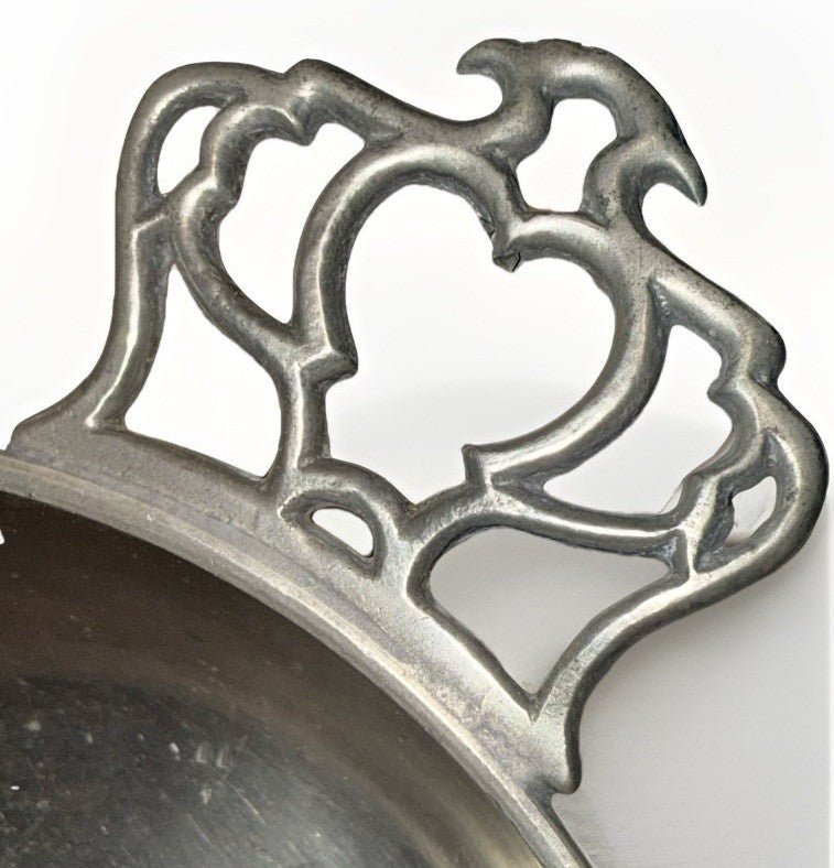 Antique English Pewter Porringer Lion Sword Horse & Shield Danforth Collection - AntiquesEtceteraAntique English Pewter Porringer Lion Sword Horse & Shield Danforth CollectionFour English HallmarksAntiquesEtcetera