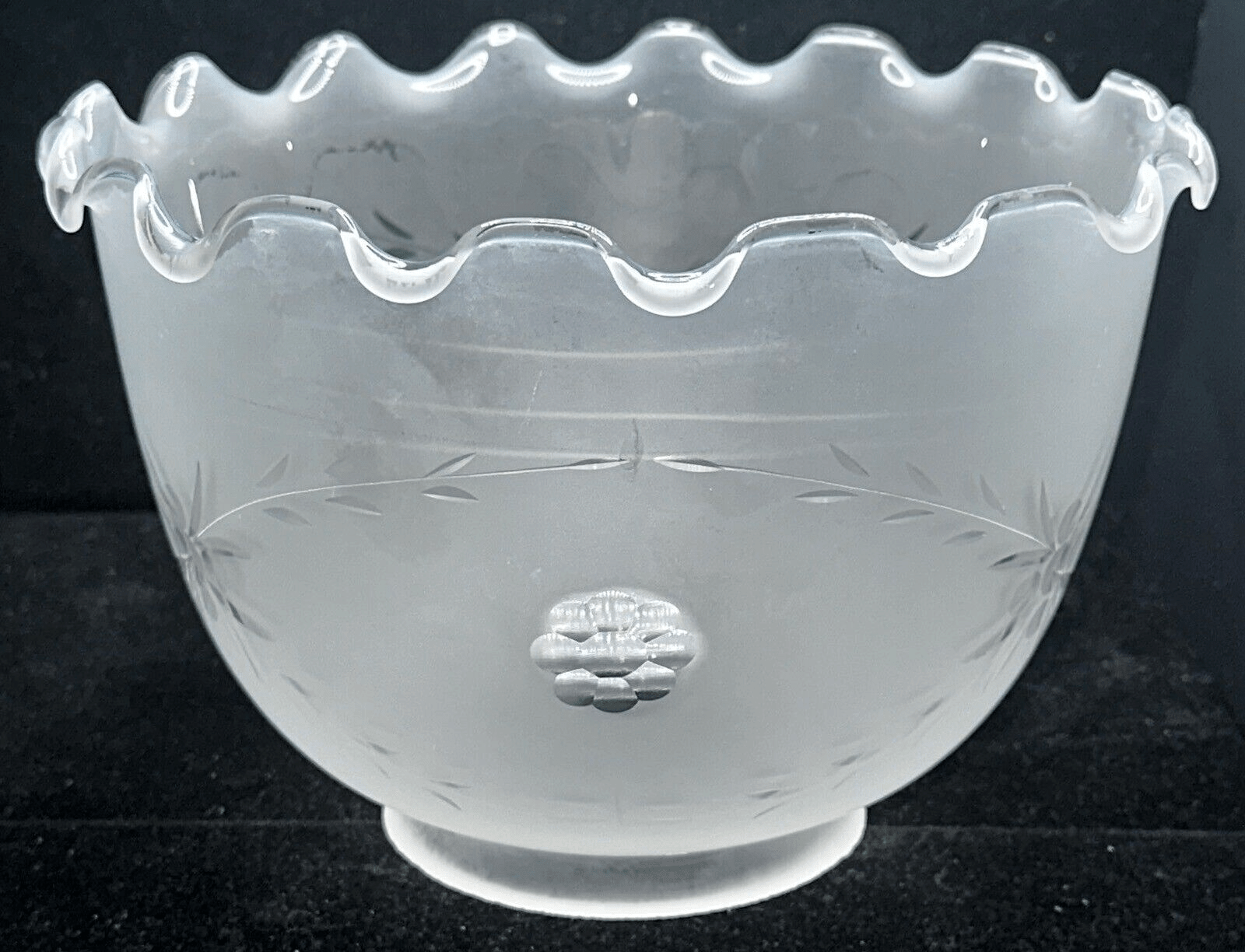 Antique Frosted Glass Cut to Clear Lamp Shade for 4" Fitter Victorian Floral - AntiquesEtceteraAntique Frosted Glass Cut to Clear Lamp Shade for 4" Fitter Victorian FloralAntiqueAntiquesEtcetera