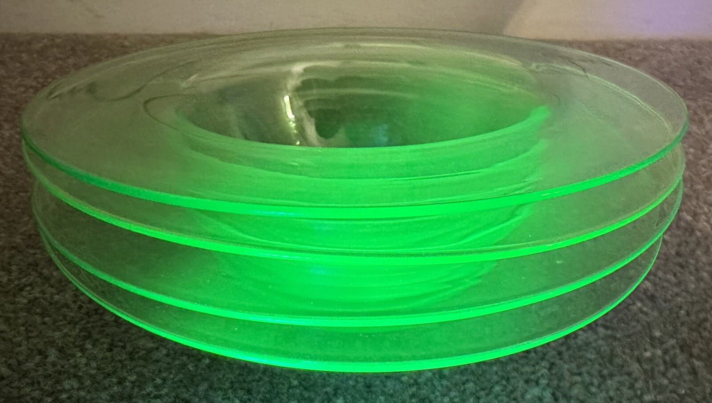 Antique H P Sinclaire Jr. Set of 8 Grapefruit Bowls Green Uranium Glass 7 7/8" D - AntiquesEtceteraAntique H P Sinclaire Jr. Set of 8 Grapefruit Bowls Green Uranium Glass 7 7/8" DH P Sinclaire JrAntiquesEtcetera