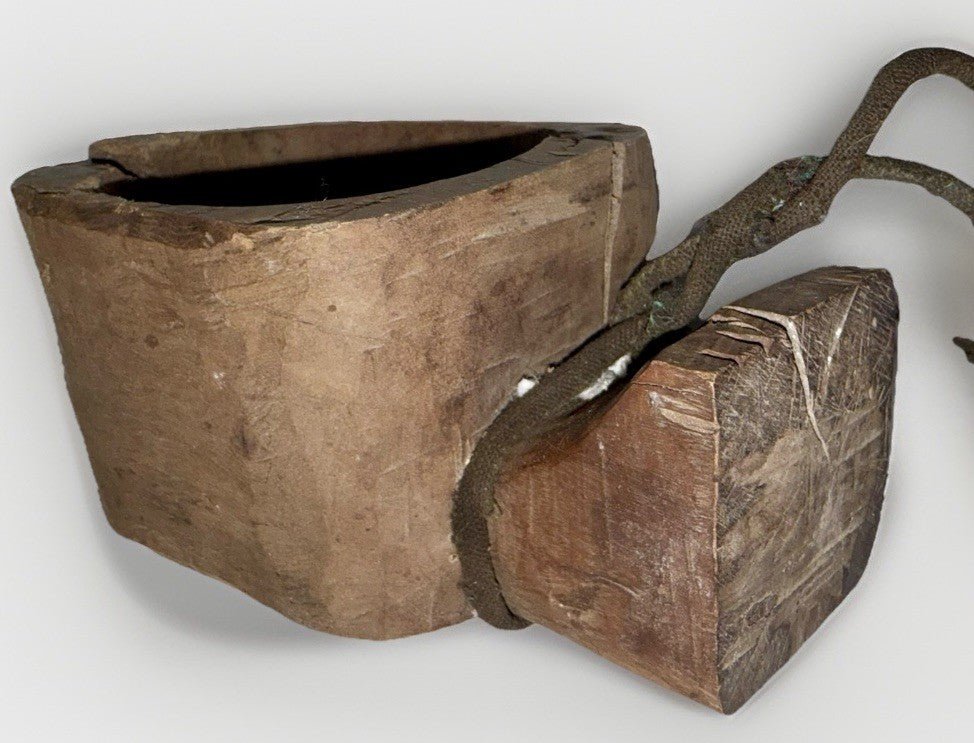 Antique Hand - Carved Wooden Mortar Deep Hollowed Bowl Rope Handle Aged Wood - AntiquesEtceteraAntique Hand - Carved Wooden Mortar Deep Hollowed Bowl Rope Handle Aged WoodAntiquesEtceteraAntiquesEtcetera