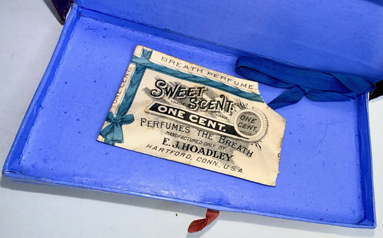 Antique Ireland Cosmetic Box with Breath Perfume Envelope EJ Hoadley Hartford Ct - AntiquesEtceteraAntique Ireland Cosmetic Box with Breath Perfume Envelope EJ Hoadley Hartford CtE J HoadleyAntiquesEtcetera