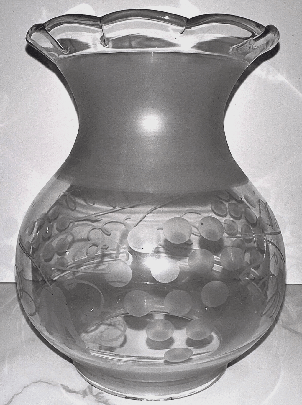 Antique Kerosene Oil Oregon Glass Lamp Shade Etched Grape Vine Motif 3 1/2" Rim - AntiquesEtceteraAntique Kerosene Oil Oregon Glass Lamp Shade Etched Grape Vine Motif 3 1/2" RimAntiqueAntiquesEtcetera