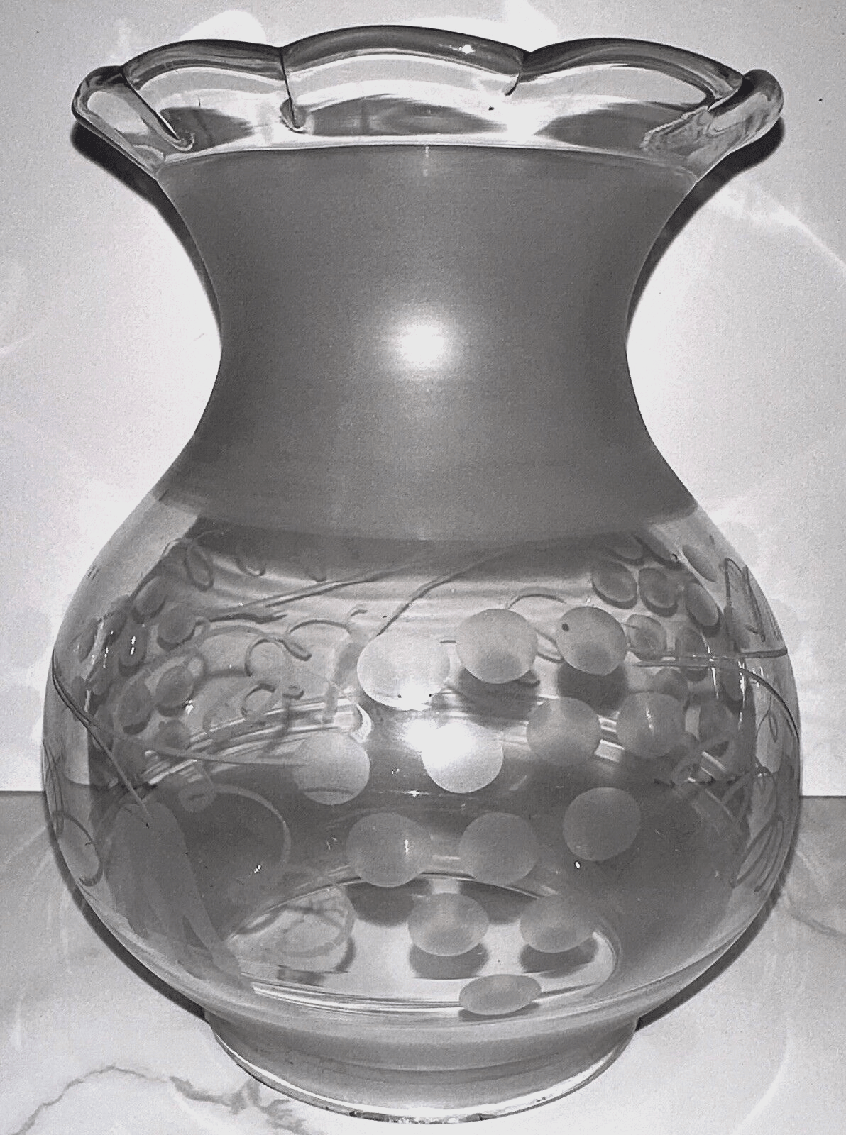 Antique Kerosene Oil Oregon Glass Lamp Shade Etched Grape Vine Motif 3 1/2" Rim - AntiquesEtceteraAntique Kerosene Oil Oregon Glass Lamp Shade Etched Grape Vine Motif 3 1/2" RimAntiqueAntiquesEtcetera