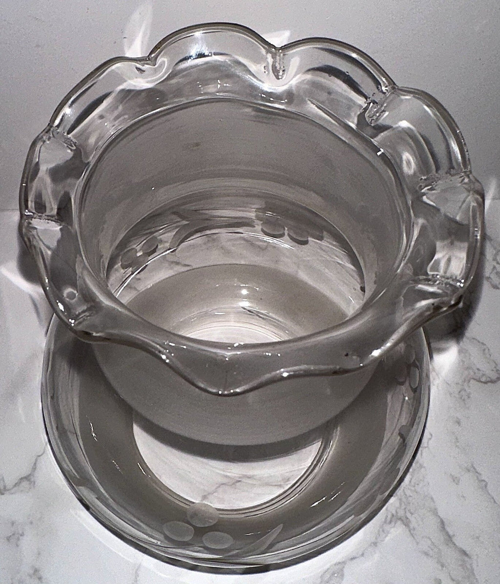 Antique Kerosene Oil Oregon Glass Lamp Shade Wheel Cut Daisy Garland 3 3/8" Rim - AntiquesEtceteraAntique Kerosene Oil Oregon Glass Lamp Shade Wheel Cut Daisy Garland 3 3/8" RimAntiqueAntiquesEtcetera
