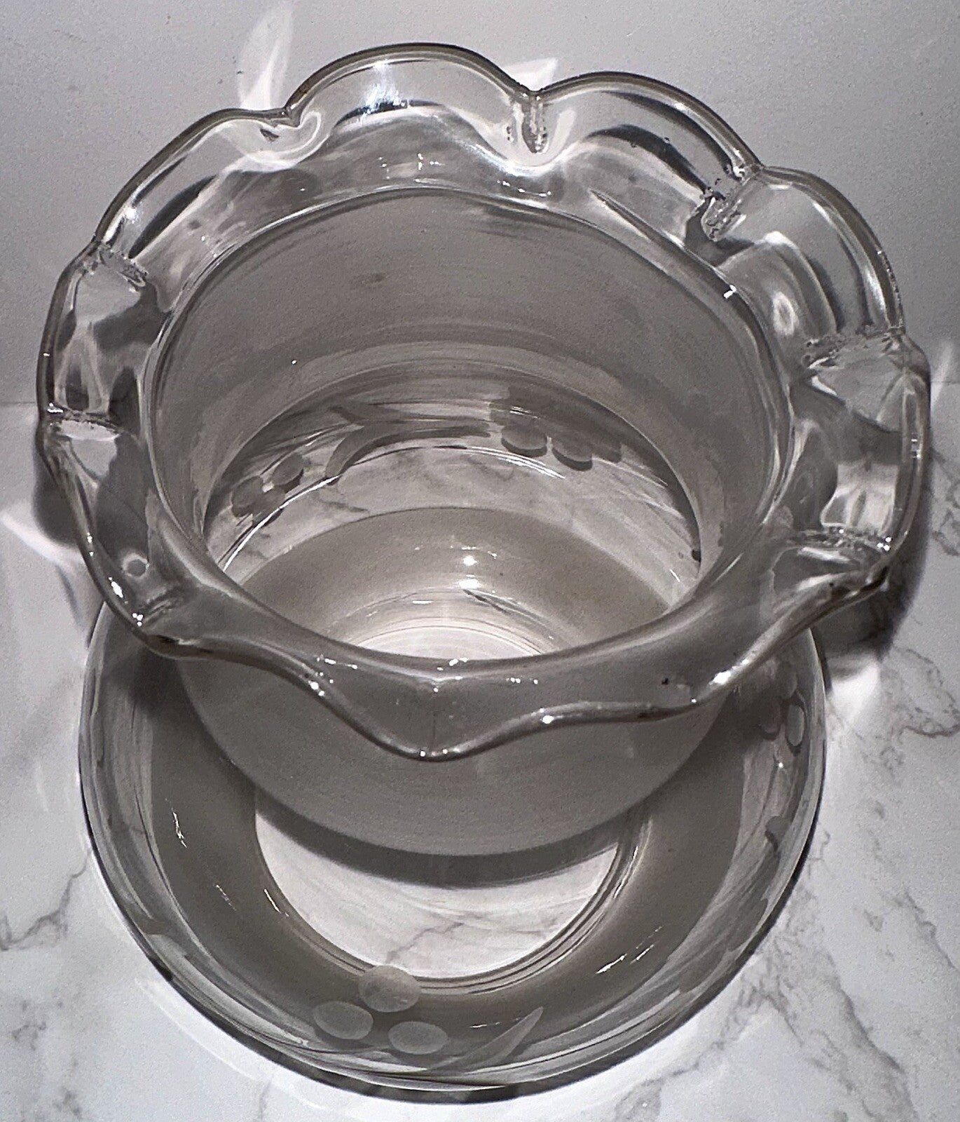 Antique Kerosene Oil Oregon Glass Lamp Shade Wheel Cut Daisy Garland 3 3/8" Rim - AntiquesEtceteraAntique Kerosene Oil Oregon Glass Lamp Shade Wheel Cut Daisy Garland 3 3/8" RimAntiqueAntiquesEtcetera