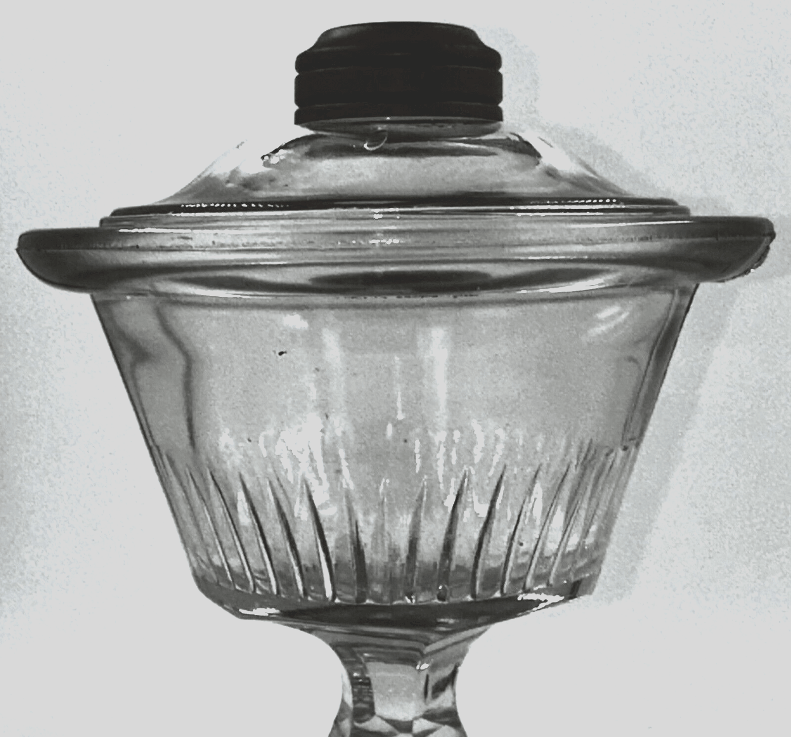 Antique Kerosene Oil Stand Lamp, Prism Band Under Glass in Font, Diamond Stem - AntiquesEtceteraAntique Kerosene Oil Stand Lamp, Prism Band Under Glass in Font, Diamond StemAntiqueAntiquesEtcetera