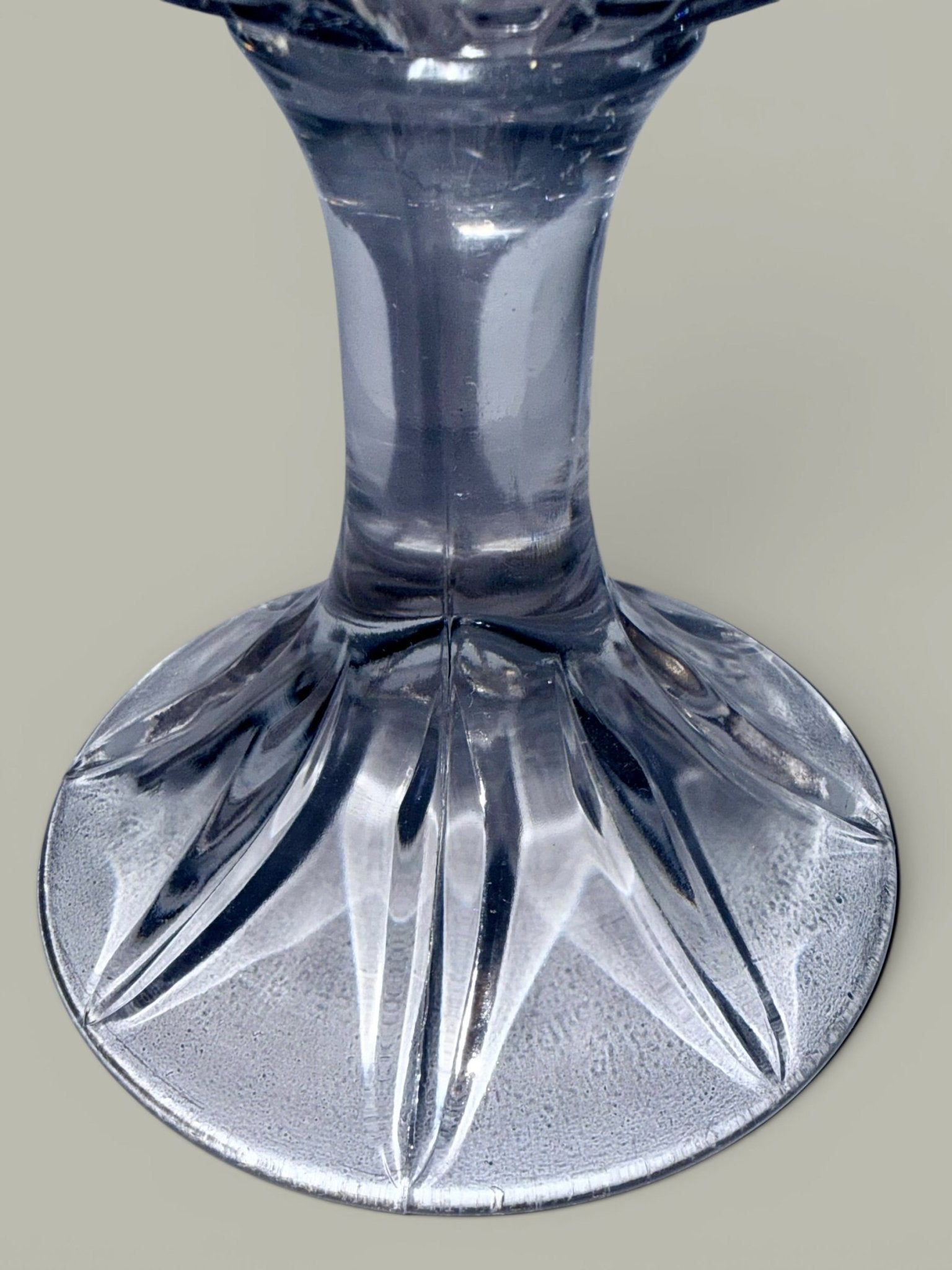 Antique Kerosene or Oil Lamp Duncan’s Quartered Block Elegant Design, Thuro Bk 1, p. 299 - AntiquesEtceteraAntique Kerosene or Oil Lamp Duncan’s Quartered Block Elegant Design, Thuro Bk 1, p. 299Antique LightingAntiquesEtceteraAntiquesEtcetera