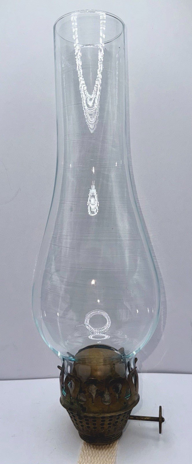 Antique Oil Kerosene Burner London Venus Lamp Works 1 1/4" Thread w/ Chimney - AntiquesEtceteraAntique Oil Kerosene Burner London Venus Lamp Works 1 1/4" Thread w/ ChimneyAntiquesEtceteraAntiquesEtcetera