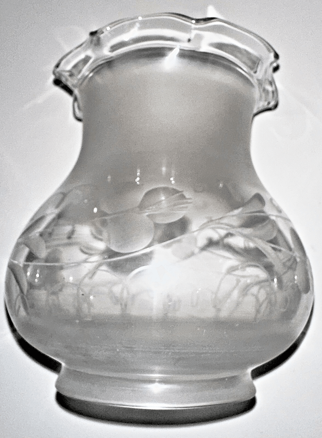 Antique Oil Kerosene Glass Oregon Lamp Shade Cut & Etched Victorian Clover Motif - AntiquesEtceteraAntique Oil Kerosene Glass Oregon Lamp Shade Cut & Etched Victorian Clover MotifAntiqueAntiquesEtcetera