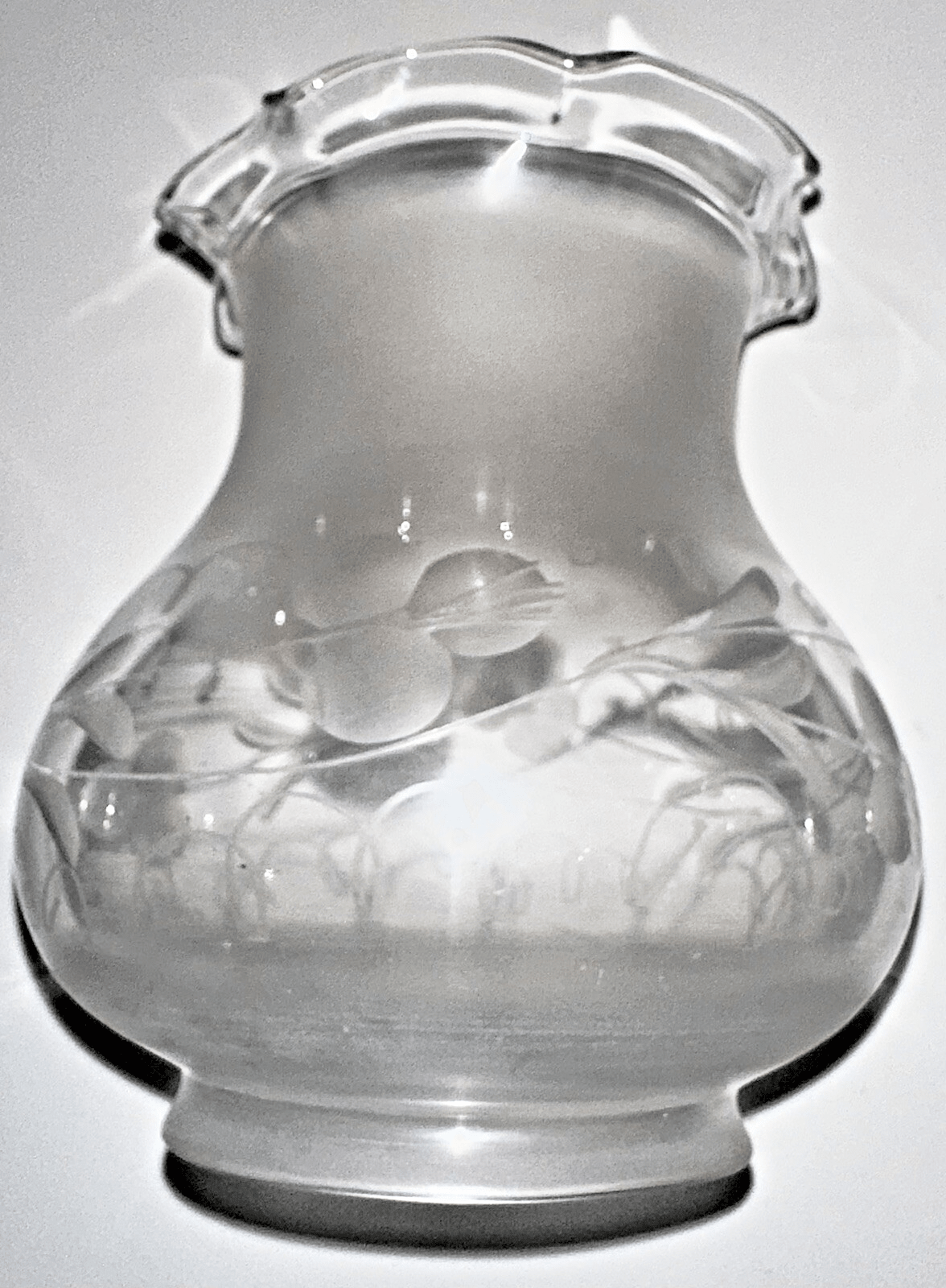 Antique Oil Kerosene Glass Oregon Lamp Shade Cut & Etched Victorian Clover Motif - AntiquesEtceteraAntique Oil Kerosene Glass Oregon Lamp Shade Cut & Etched Victorian Clover MotifAntiqueAntiquesEtcetera