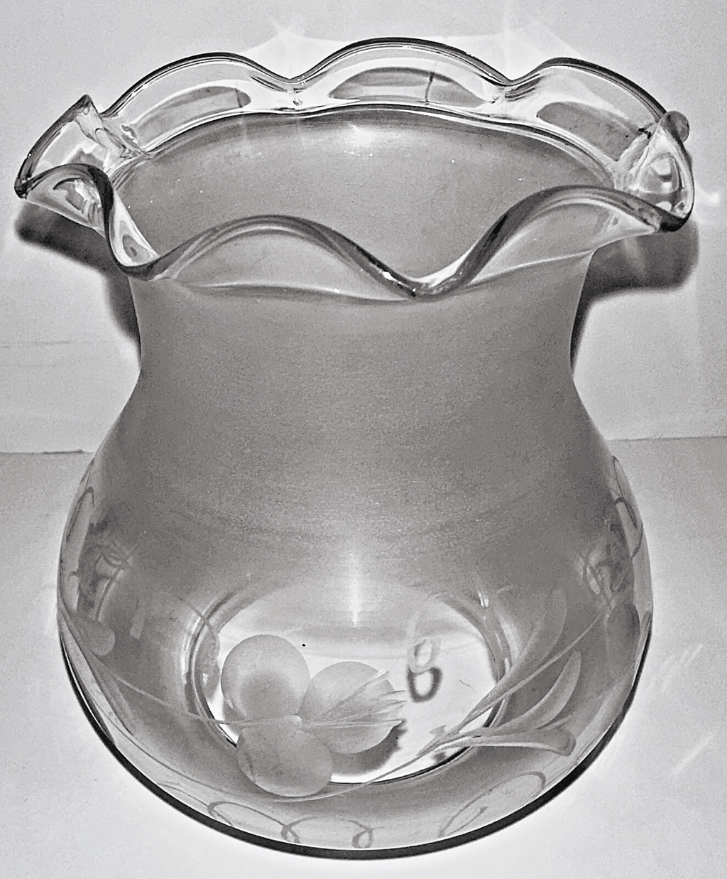 Antique Oil Kerosene Glass Oregon Lamp Shade Cut & Etched Victorian Clover Motif - AntiquesEtceteraAntique Oil Kerosene Glass Oregon Lamp Shade Cut & Etched Victorian Clover MotifAntiqueAntiquesEtcetera